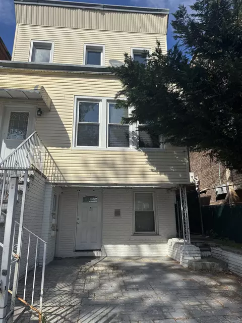 80 Linden Ave, Jersey City, NJ 07305