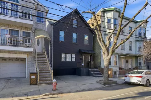 117 Webster Ave, Jersey City, NJ 07307