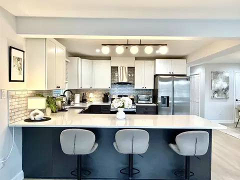 28 W 22nd St #B, Bayonne, NJ 07002