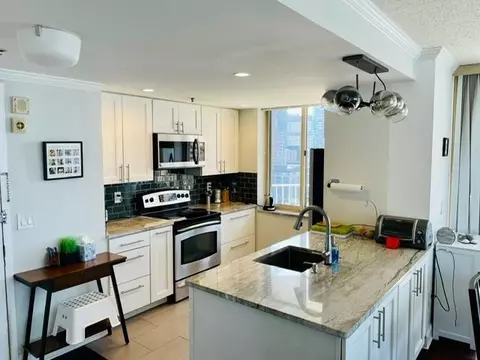 1 2nd St #1402, Jersey City, NJ 07302