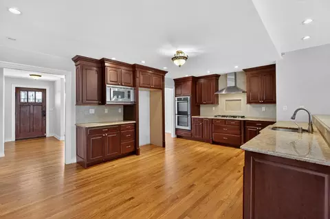 33 Georgia Dr, Wayne, NJ 07470 photo 5