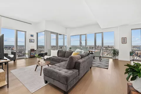 75 Park Ln S #PH-3701, Jersey City, NJ 07310