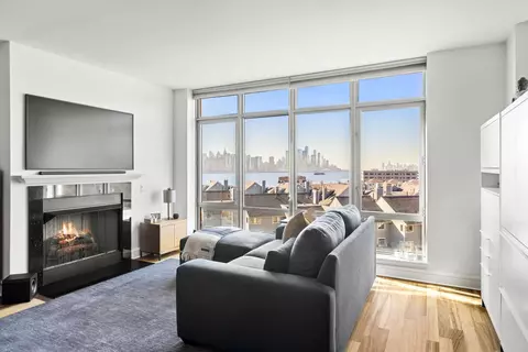 8100 River Rd #716, North Bergen, NJ 07047