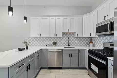 519 54th St #2C, West New York, NJ 07093