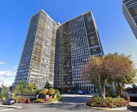 300 Winston Dr #210, Cliffside Park, NJ 07010