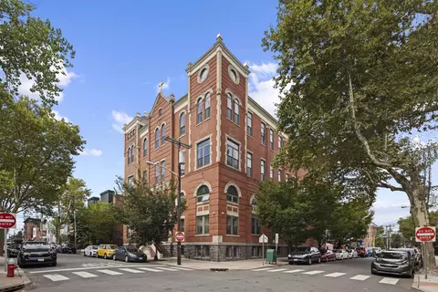 305 Whiton St #G02, Jersey City, NJ 07304