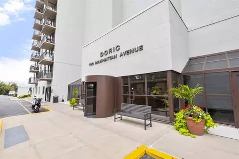 100 Manhattan Ave #2010, Union City, NJ 07087
