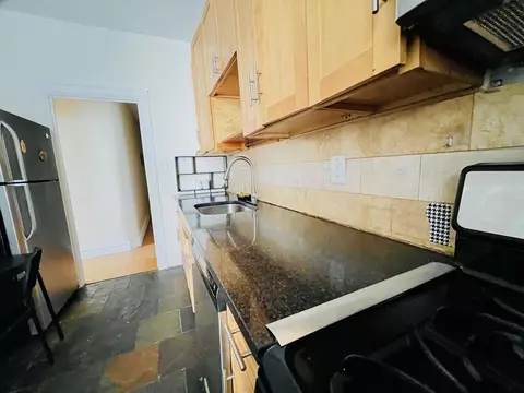 118 Corbin Ave #302, Jersey City, NJ 07306