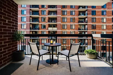 700 1st St #5B, Hoboken, NJ 07030