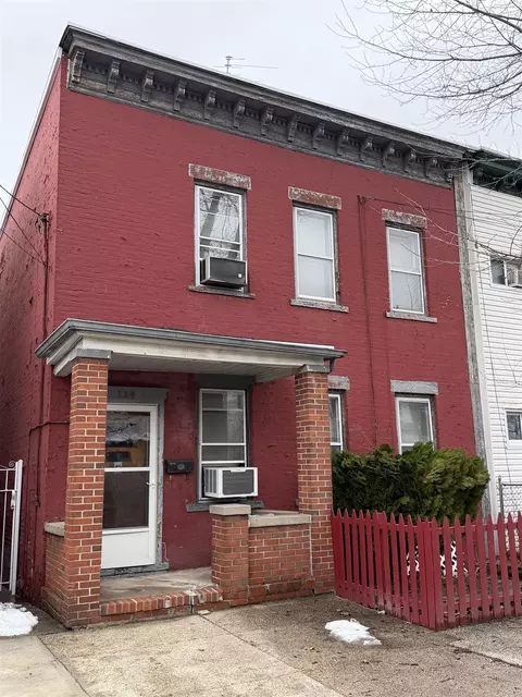 124 Williams Ave, Jersey City, NJ 07304