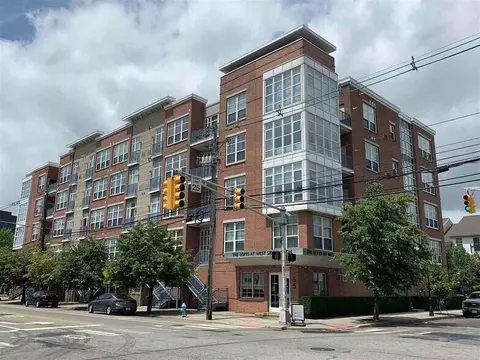 55 Mallory Ave #34, Jersey City, NJ 07305