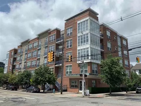 55 Mallory Ave #34, Jersey City, NJ 07305
