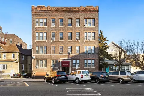 7306 Park Ave # 2, North Bergen, NJ 07047