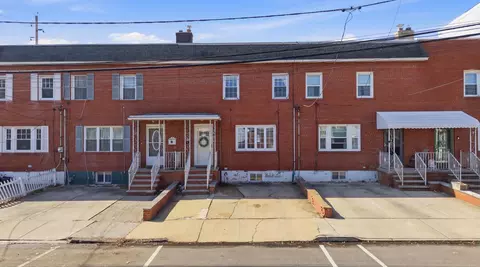52 E 14th St, Bayonne, NJ 07002