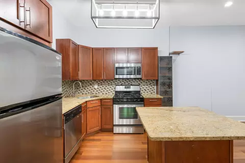 281 4th St #2, Jersey City, NJ 07302