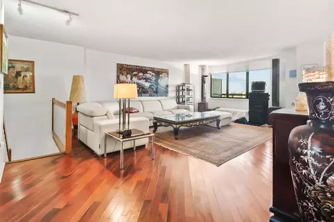 401 Harmon Cove Tower #401, Secaucus, NJ 07094