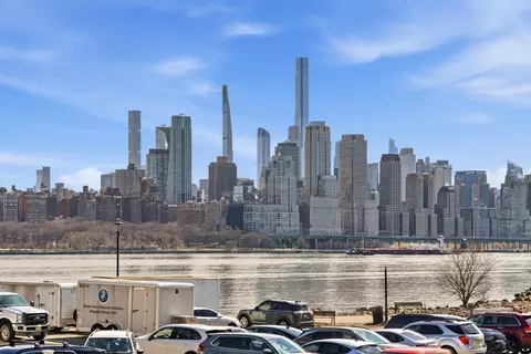 7706 Marine Rd #125, North Bergen, NJ 07047