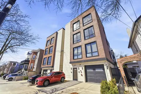 907 Palisade Ave #3, Union City, NJ 07087