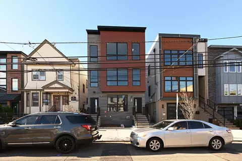 99 Thorne St #C3, Jersey City, NJ 07307