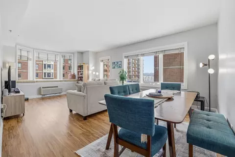5114 City Pl, Edgewater, NJ 07020