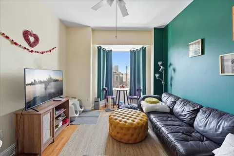 100 Leonard St #3L, Jersey City, NJ 07307