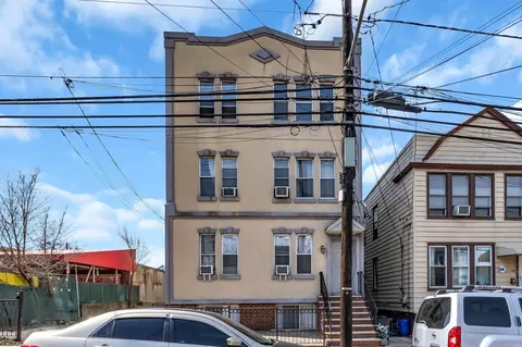 305 Cator Ave #1B, Jersey City, NJ 07305