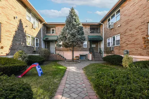 5800 Broadway #3, West New York, NJ 07093