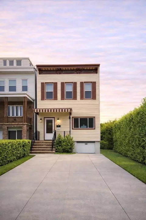 14 Sherman Pl, Jersey City, NJ 07307