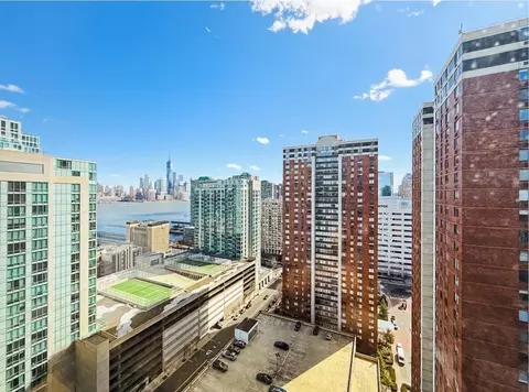 75 Park Ln S #2107, Jersey City, NJ 07310