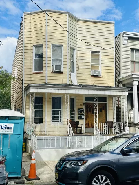 52 Booream Ave, Jersey City, NJ 07307