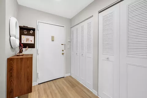 35 Riverview Ct #35, Secaucus, NJ 07094 photo 6