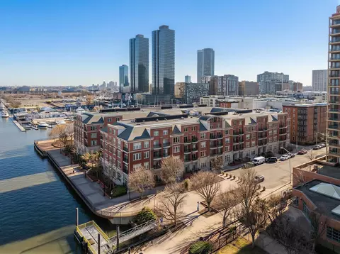 15 Warren St #115, Jersey City, NJ 07302