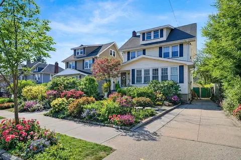 406 Lincoln Ave, Rutherford, NJ 07070