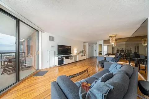 1908 Harmon Cove Tower #1908, Secaucus, NJ 07094