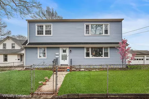 6 Mutillod Ln, Secaucus, NJ 07094