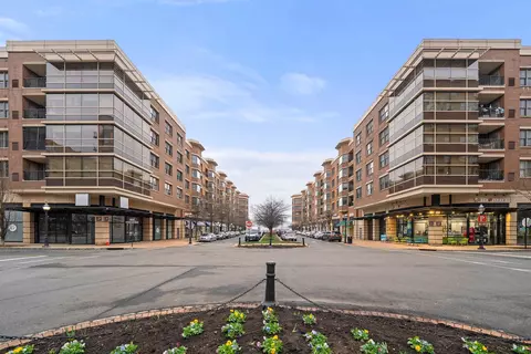 22 Avenue At Port Imperial #428, West New York, NJ 07093