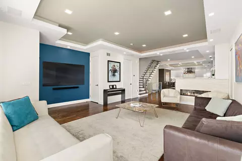 504 Undercliff Ave, Edgewater, NJ 07020 photo 4