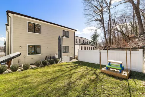 504 Undercliff Ave, Edgewater, NJ 07020 photo 40