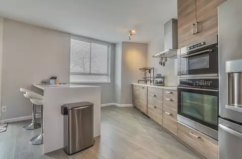 100 Manhattan Ave #402, Union City, NJ 07087