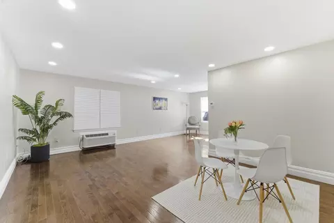 144 70th St #1E, Guttenberg, NJ 07093