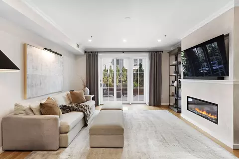 1325 Adams St #201, Hoboken, NJ 07030
