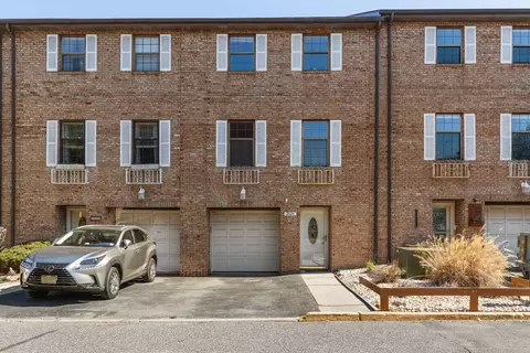 3624 Lincoln Ter, North Bergen, NJ 07047