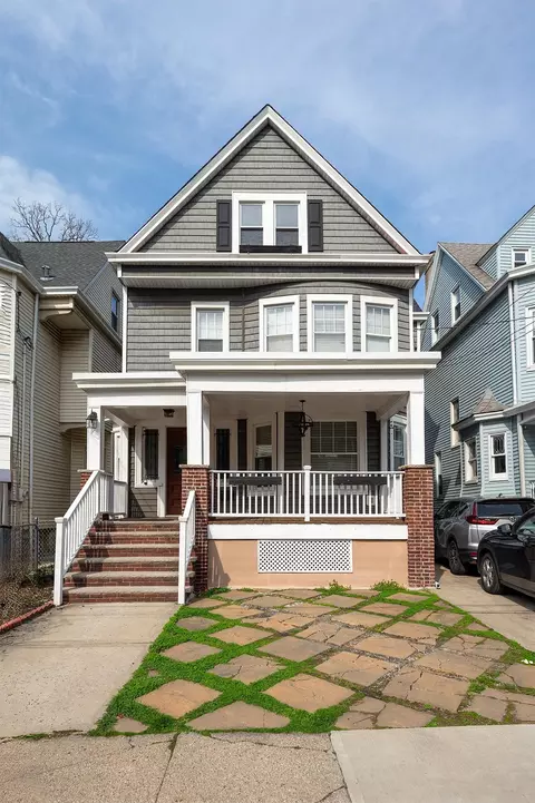 138 Jewett Ave, Jersey City, NJ 07304