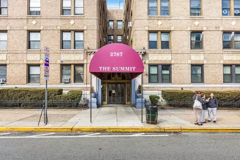 2787 John F Kennedy Blvd #411, Jersey City, NJ 07306