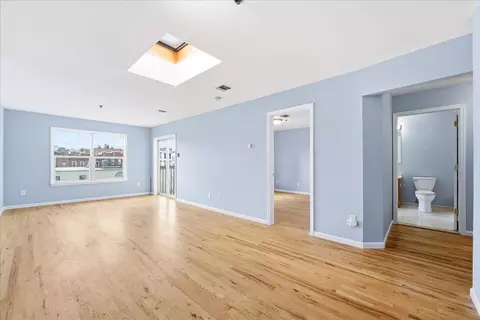 220 Jefferson St #4B, Hoboken, NJ 07030
