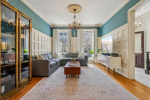 274 4th St, Jersey City, NJ 07302