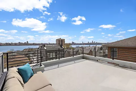 640 Undercliff Ave, Edgewater, NJ 07020 photo 34