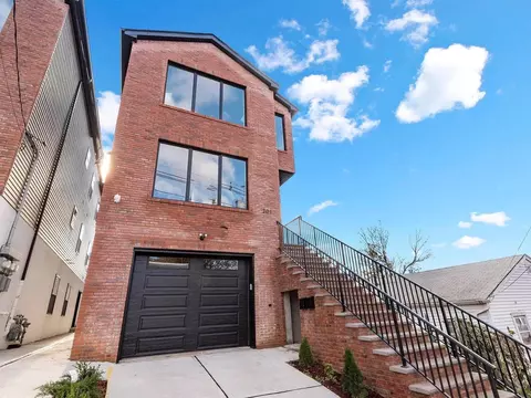 201 Lincoln St, Jersey City, NJ 07307