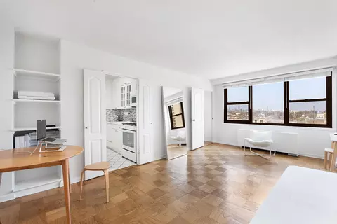 201 St Pauls Ave #7B, Jersey City, NJ 07306