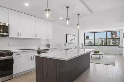7002 Blvd E #38G, Guttenberg, NJ 07093